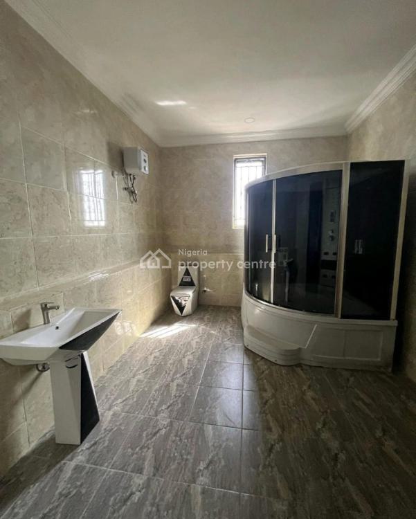 For Sale 8 Bedroom House, Gwarinpa, Abuja 8 Beds, 9 Baths Nigeria