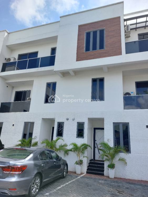 For Sale 4 Bedroom House, Kola Adeyina Street, Lekki Phase 1, Lekki, Lagos 4 Beds, 4 Baths