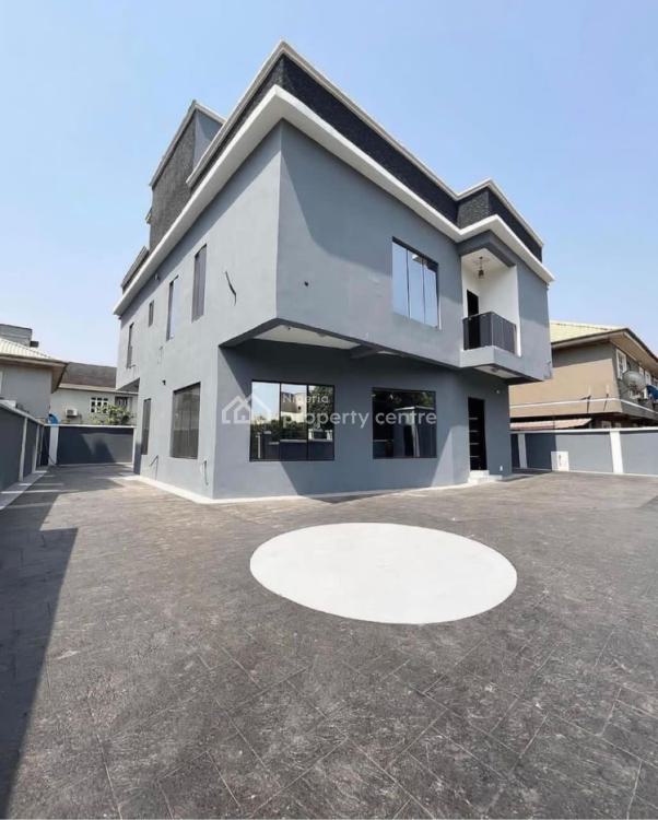 For Sale 5 Beroom, Vgc Estate, Lekki, Lagos 5 Beds, 5 Baths