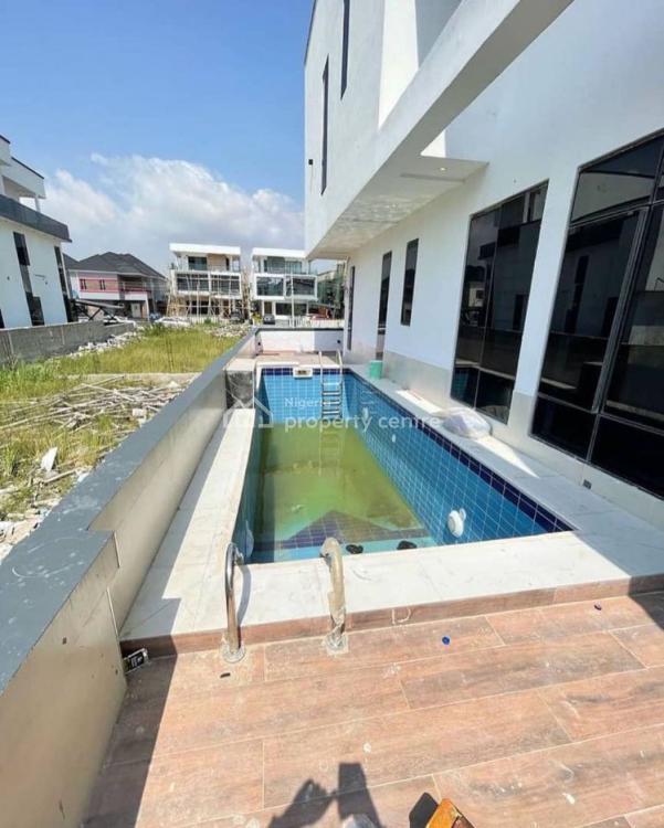 For Sale 5 Bedroom Fully Detached Duplex With A Beach View, Lekki
