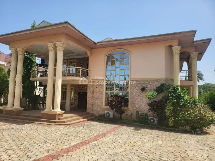 For Rent Well Renovated 8 Bedroom Fully Detached Duplex With 3 Room Bq