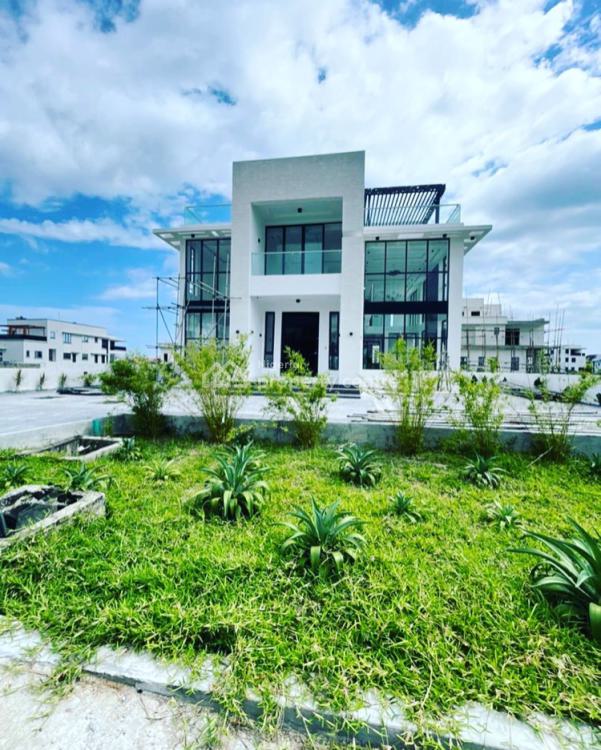 For Sale 5 Bedroom Fully Detached Duplex With Pool, Lekki Phase 1, Lekki, Lagos 5 Beds, 5