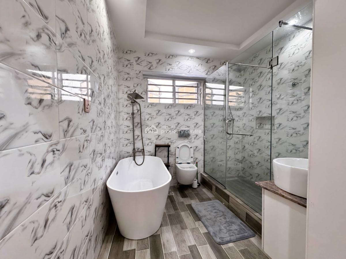 Cozy 3 Bed 3.5 Bath Terrace Duplex with Concierge Service, Blenco Supermarket, Ikate, Lekki, Lagos, House Short Let