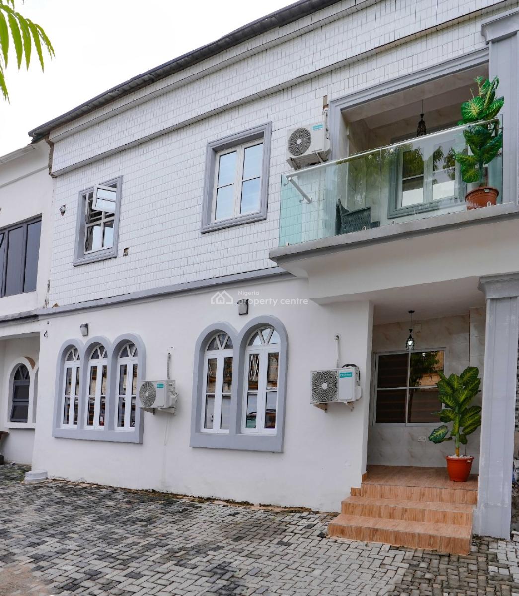 Cozy 3 Bed 3.5 Bath Terrace Duplex with Concierge Service, Blenco Supermarket, Ikate, Lekki, Lagos, House Short Let
