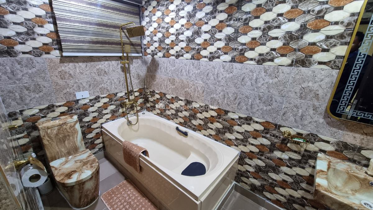 Golden Presidential Suite ( Room 8), 22, Sule Abuka Street, Opebi, Ikeja, Lagos, Flat / Apartment Short Let