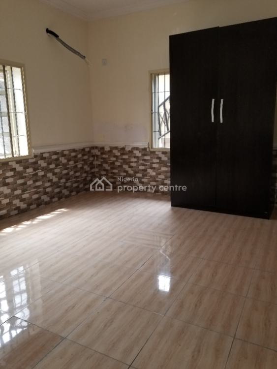 For Rent Spacious Mini Flat, Bakare Estate, Agungi, Lekki, Lagos 1 Beds, 1 Baths (Ref 1523946)