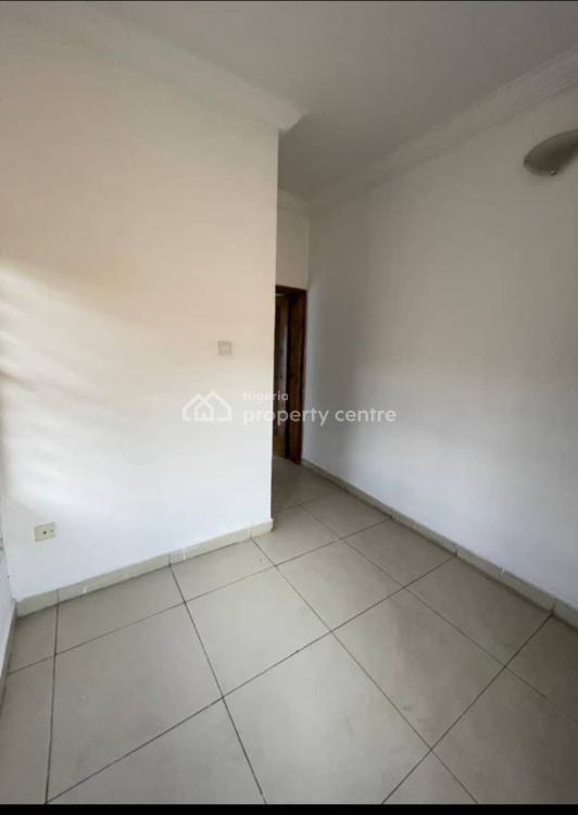 For Sale Nice Semi Detached House, Diamond Estate Monastery Rd, Sangotedo, Ajah, Lagos 4 Beds