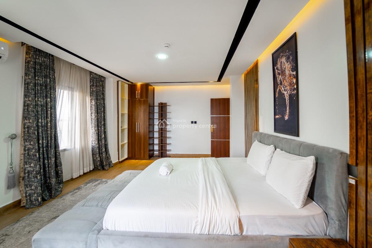 Waterfront Living Space, Joneer Court, Admiralty Way, Lekki Phase 1, Lekki, Lagos, Flat / Apartment Short Let