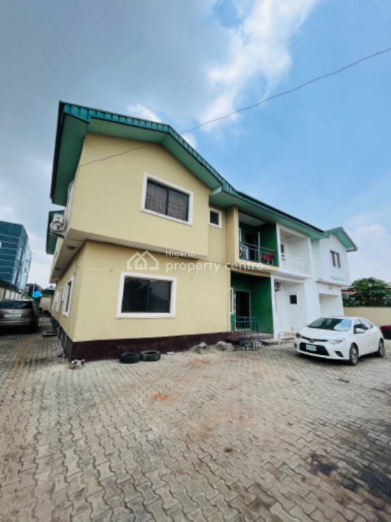 For Rent: 3 Bedroom Flat, Lekki Scheme 2, Abraham Adesanya, Ajah, Lagos