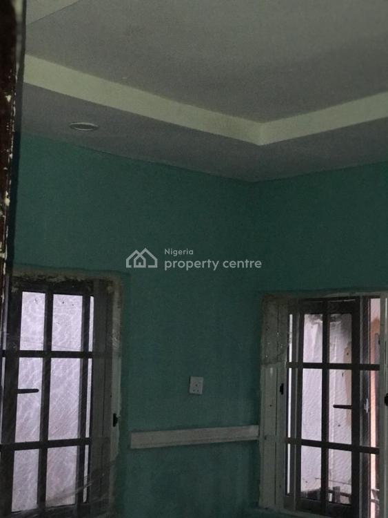 For Rent 1 Self Contain Room, 1 Osayi Street. Off Okabere Road, Sapele