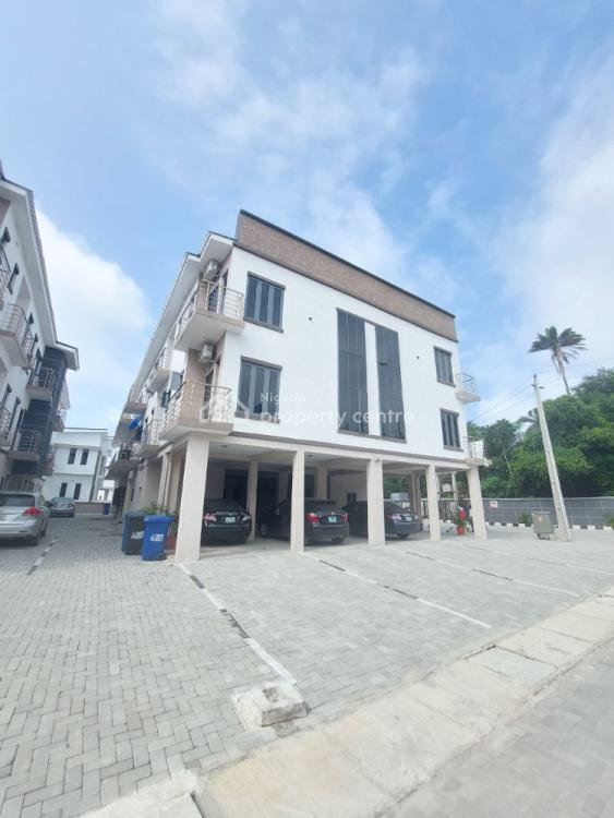 For Rent 2 Bedroom Apartment, Second Tollgate, Lekki, Lagos 2 Beds