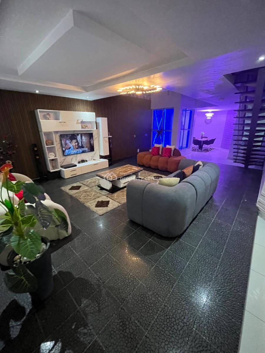 Luxury 4-bedroom Triplex, Richmond Gate Estate, Ikate Elegushi, Lekki, Lagos, Semi-detached Duplex Short Let