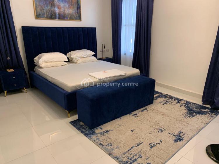 Luxury 3 Bedroom Apartment, Ologolo, Lekki, Lagos, Flat / Apartment Short Let