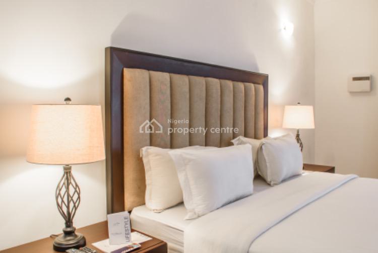 Expatriate Standard Luxury 3 Bedroom Apartment, American Embassy Road, Victoria Island (vi), Lagos, Flat / Apartment Short Let