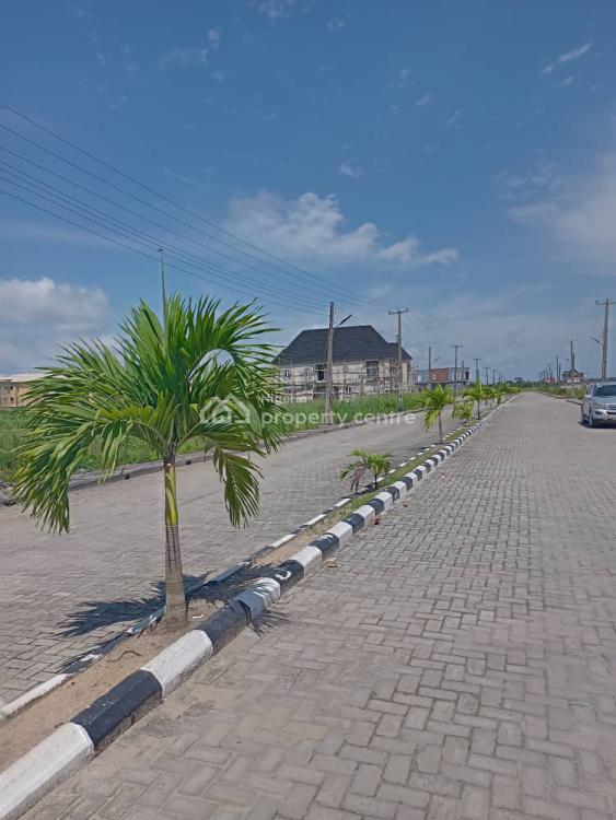 For Sale 565sqm Land, Abraham Adesanya, Ajah, Lagos Nigeria Property