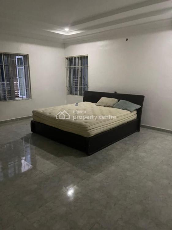 For Rent A Massive Room In A Shared Duplex, Illasan (salem), Lekki, Lagos 1 Beds, 1 Baths