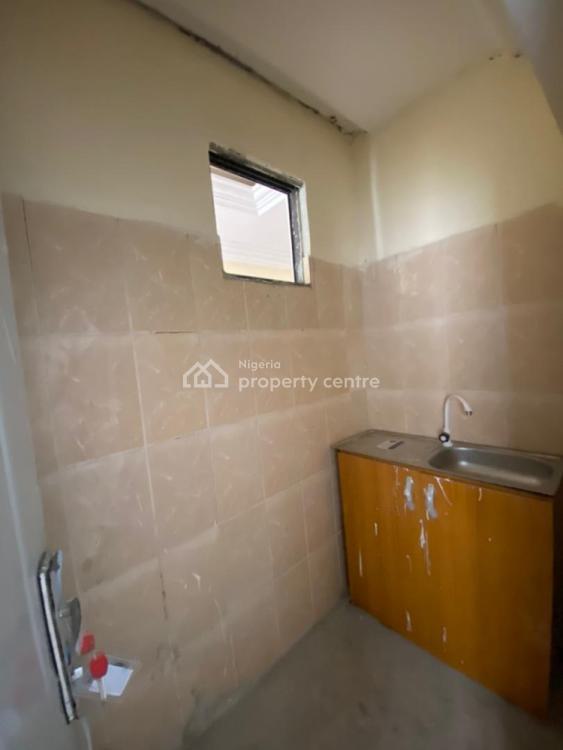 Self Contained, Lekki Phase 1, Lekki, Lagos, Self Contain (single Rooms) for Rent