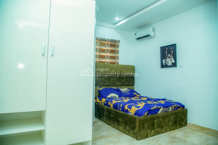 Luxury 3 Bedroom Duplex, Victoria Bay Estate, Orchid, Lekki, Lagos, Terraced Duplex Short Let