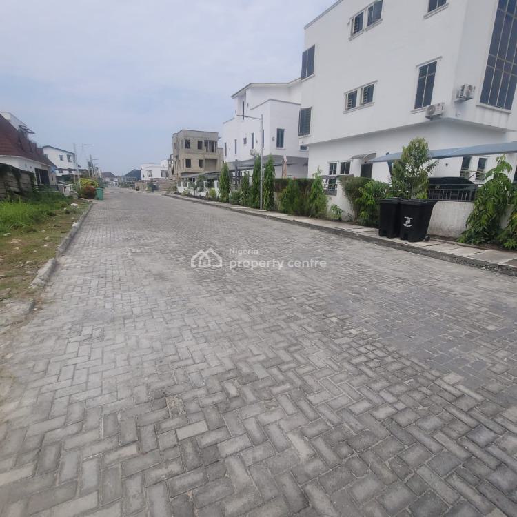 For Rent Mini Flat, Victory Park Estate, Osapa, Lekki, Lagos 1 Beds