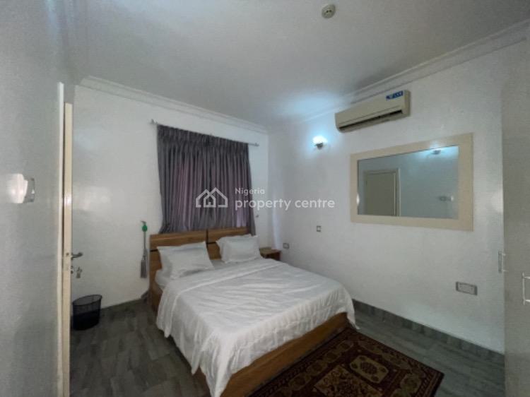 Fully Furnished & Lovely  Four (4) Bedroom Flat, Safe Court, Ikate, Lekki, Lagos, Flat / Apartment Short Let