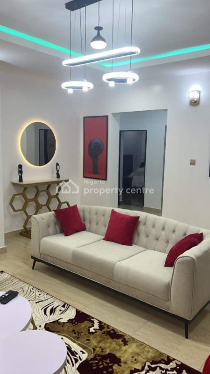 Sharp 3 Bedroom Apartment, Ken Nnamani Crescent, Wuye, Abuja, Flat / Apartment Short Let