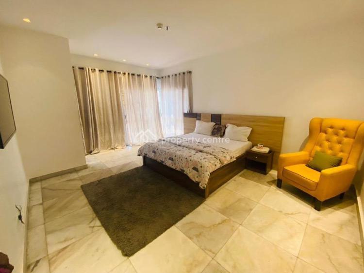 Luxury 3 Bedroom Apartment with Rooftop Pool and Gym, Victoria Island (vi), Lagos, Flat / Apartment Short Let