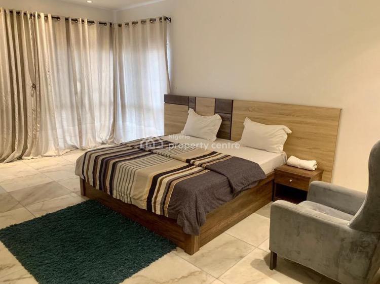 Luxury 3 Bedroom Apartment with Rooftop Pool and Gym, Victoria Island (vi), Lagos, Flat / Apartment Short Let