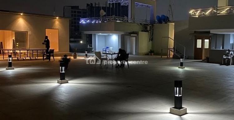 Luxury 3 Bedroom Apartment with Rooftop Pool and Gym, Victoria Island (vi), Lagos, Flat / Apartment Short Let