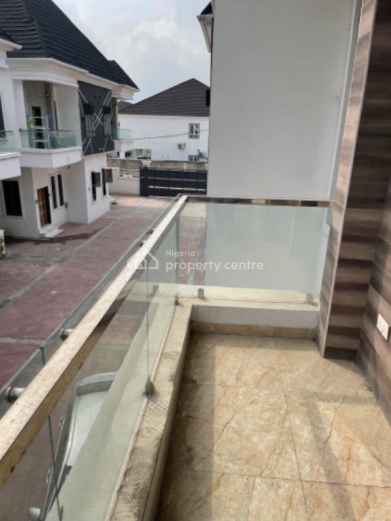 For Rent 4 Bedroom Duplex, Orchid Road, Lekki, Lagos 4 Beds, 4 Baths