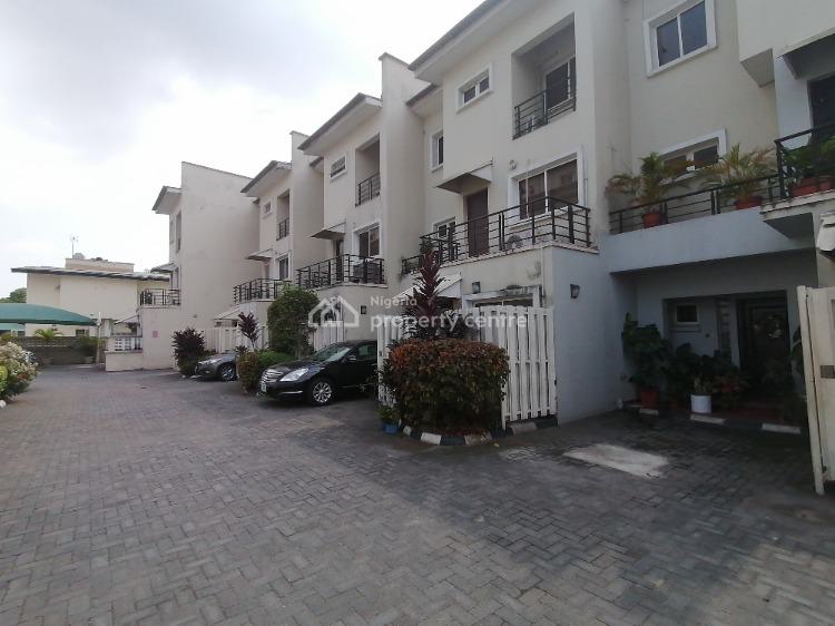For Sale Luxury, Banana Island Road, Ikoyi, Lagos 4 Beds Nigeria
