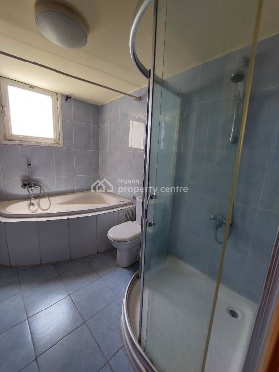 Spacious 4 Bedroom Flat with a Bq, Off Bourdillon Road, Ikoyi, Lagos, Flat / Apartment for Rent
