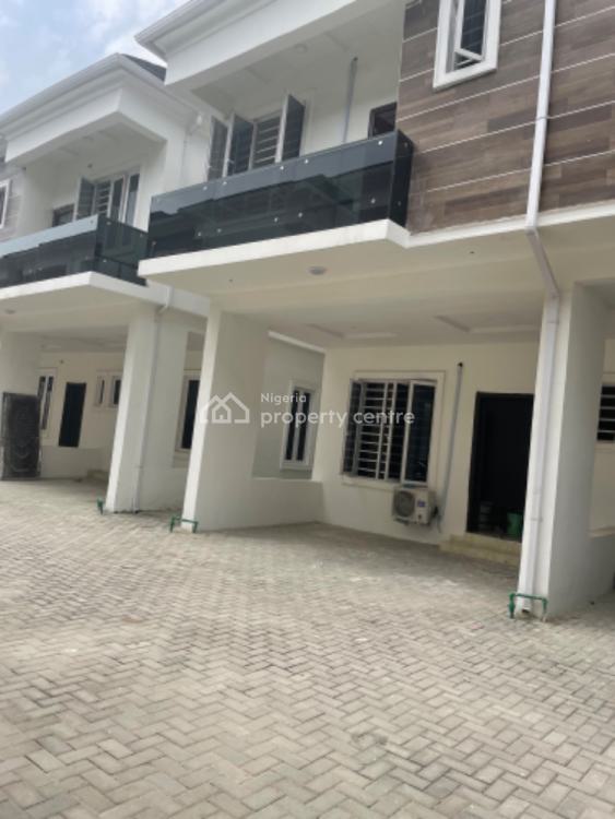 For Rent 4 Bedroom, Orchid Road, Lekki, Lagos 4 Beds, 4 Baths