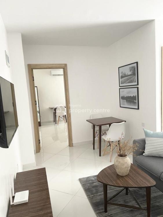 Luxury Contemporary 1 Bedroom Apartment, Off Ajose Adeogun, Victoria Island (vi), Lagos, Flat / Apartment Short Let