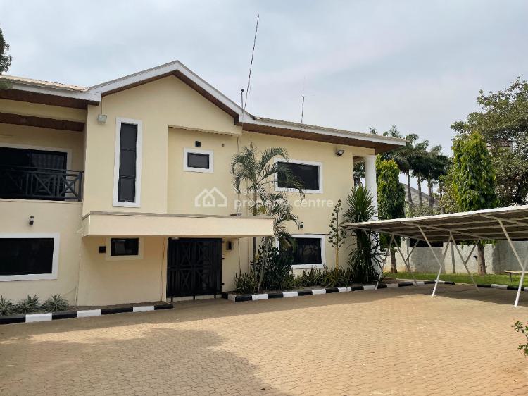 For Rent Luxury 5 Bedroom Terrace With 2 Bq + Security, Rio Negro