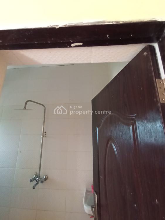 2 Bedroom Upstairs, Lagos Business School, Ajah, Lagos, Flat / Apartment for Rent