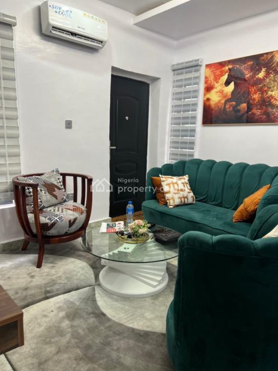 Luxury 1 Bedroom Apartment, Well Secured and Games Around, Lekki Conservation Center, Chevron, Lekki, Lagos, Mini Flat (room and Parlour) Short Let