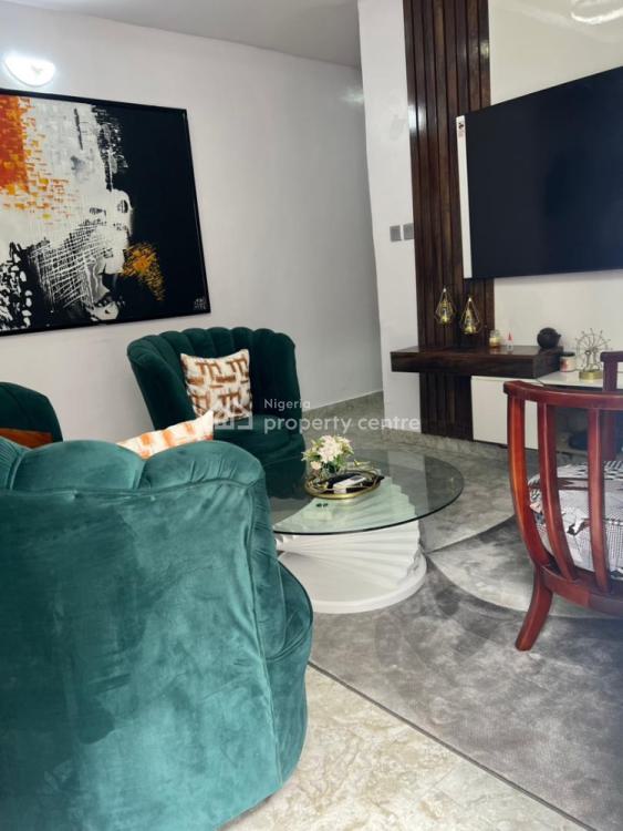 Luxury 1 Bedroom Apartment, Well Secured and Games Around, Lekki Conservation Center, Chevron, Lekki, Lagos, Mini Flat (room and Parlour) Short Let