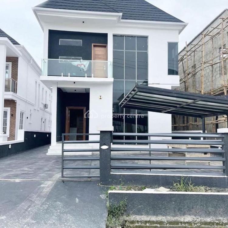 For Sale Attractive 5 Bedrooms Detached With Swimming Pool, Lekki