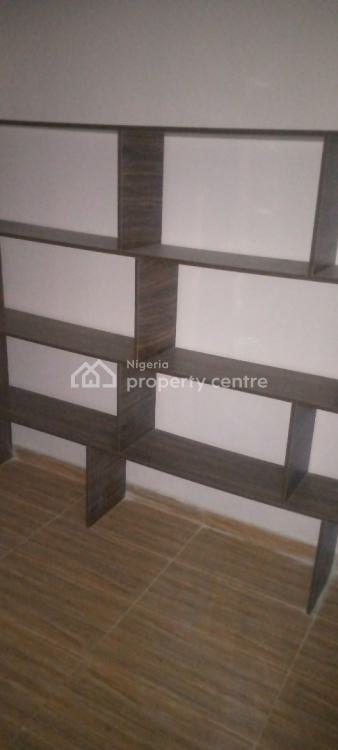 Fully Serviced, Spacious 2 Bedroom Flat with 3 Toilets, Jahi, Abuja, Flat / Apartment for Rent