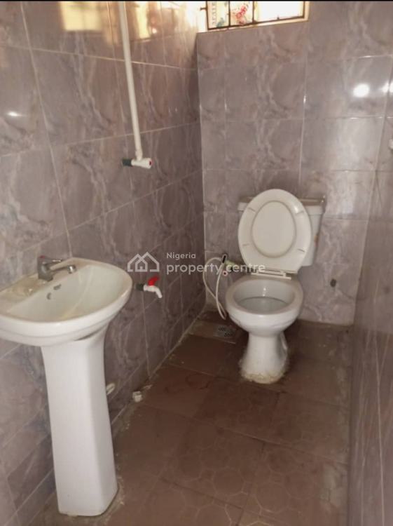 For Rent Lovely 2 Bedroom Flat In A Secure & Gated Environment, Palmgrove, Shomolu, Lagos 2