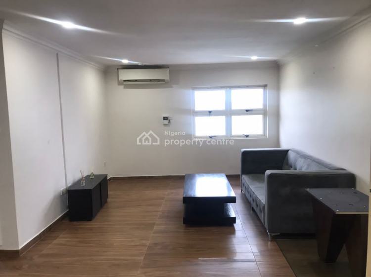For Rent 3 Bedroom Flat, Lawson, Ikoyi, Lagos 3 Beds, 3 Baths