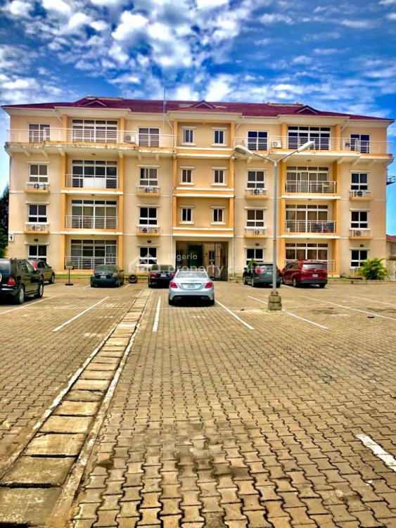 For Rent 3 Bedroom Flat In A Fully Serviced Estate, Jakande, Lekki