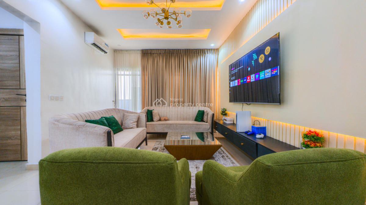 Three Bedrooms Apartment ( Parties Allowed), Off Freedom Way, Lekki Phase 1, Lekki, Lagos, Flat / Apartment Short Let