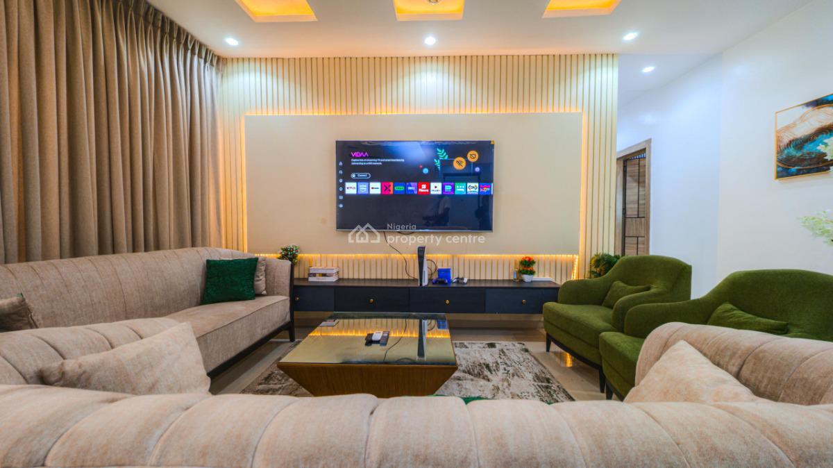 Three Bedrooms Apartment ( Parties Allowed), Off Freedom Way, Lekki Phase 1, Lekki, Lagos, Flat / Apartment Short Let