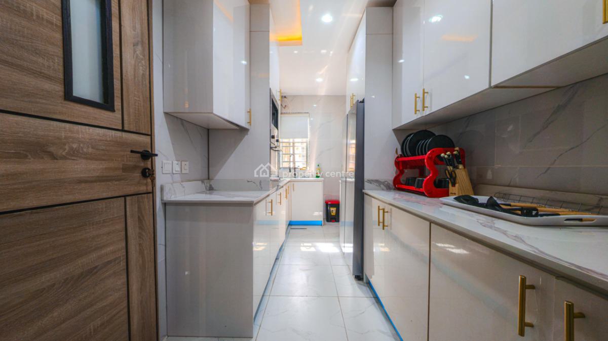 Three Bedrooms Apartment ( Parties Allowed), Off Freedom Way, Lekki Phase 1, Lekki, Lagos, Flat / Apartment Short Let