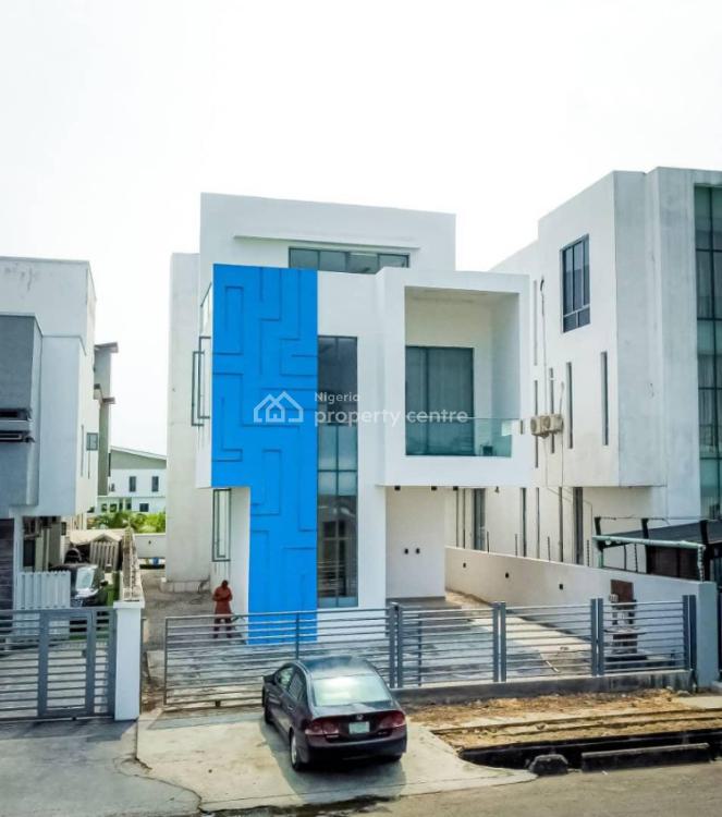 For Sale 5 Bedrooms Fully Detached Duplex With A Bq, Pool, Elevator, Pinnock Beach Estate