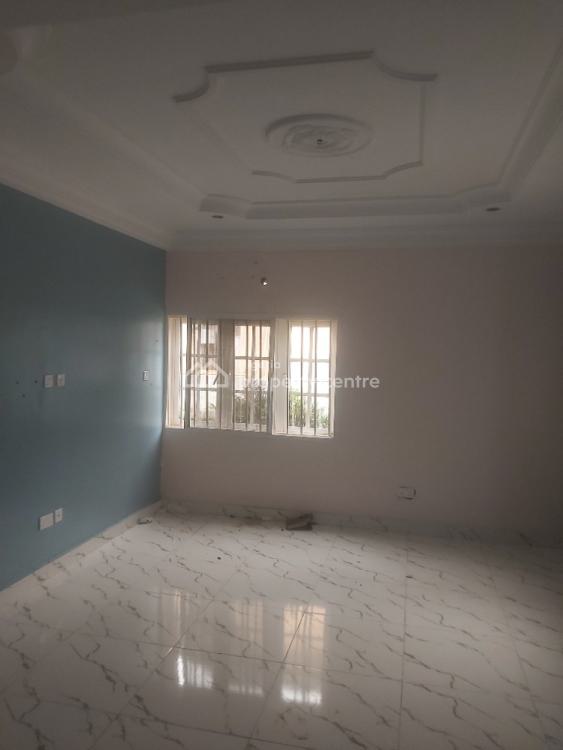 2-bedroom Flat, Agadez Crescent, Wuse 2, Abuja, Flat / Apartment for Rent