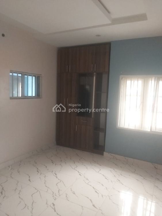 2-bedroom Flat, Agadez Crescent, Wuse 2, Abuja, Flat / Apartment for Rent