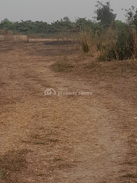 Plots and Acres of Land, Mapara, Makogi, Magboro, Ogun, Mixed-use Land for Sale