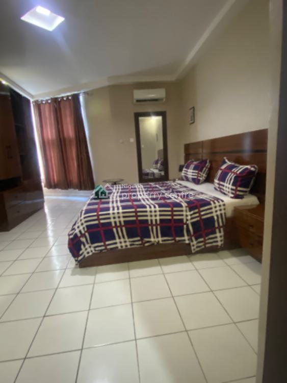 Short Let Luxury One Bedroom Apartment, 15 Frederick Chiluba Close Off